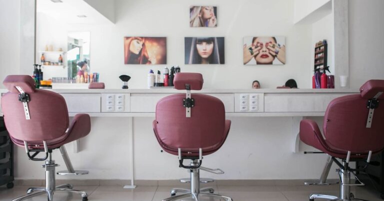 Salon Chairs: The Ultimate Guide to Choosing the Perfect Seating for Your Salon